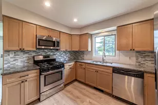 340 Golfview Dr, Schererville, IN 46375 - Photo 15