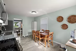 725 Juniper Rd, Valparaiso, IN 46385 - Photo 9