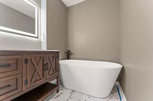 9434 Van Buren St, Crown Point, IN 46307 - Photo 17