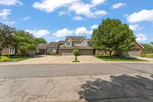 9434 Van Buren St, Crown Point, IN 46307 - Photo 23