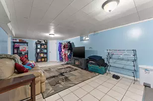 5340 Mary Ann Ln, Merrillville, IN 46410 - Photo 25