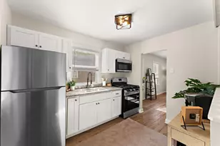 2832 W 41st Ave, Gary, IN 46408 - Photo 7