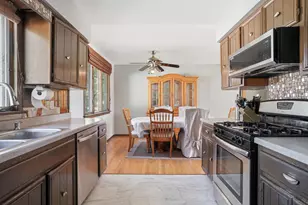 8147 Harrison Ave, Munster, IN 46321 - Photo 9