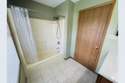 183 S 20th Street, Chesterton, IN 46304 - Photo 17