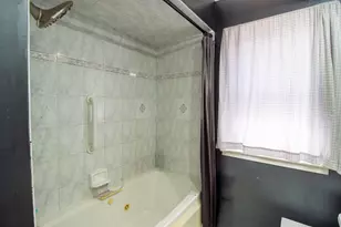 7920 Harrison Ave, Munster, IN 46321 - Photo 27