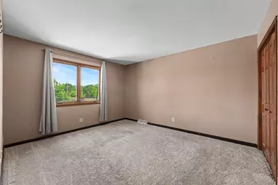 1354 Camellia Drive, Munster, IN 46321 - Photo 17