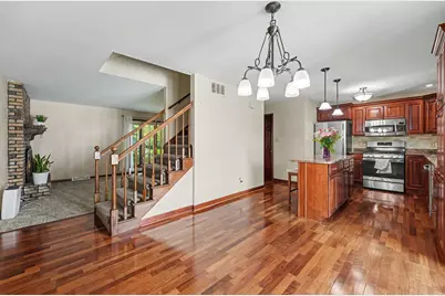 1354 Camellia Drive, Munster, IN 46321 - Photo 7