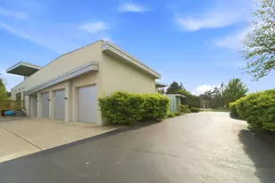 1237 Muirfield Dr, Schererville, IN 46375 - Photo 5