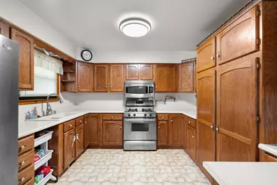 3150 Oakwood Street, Portage, IN 46368 - Photo 9