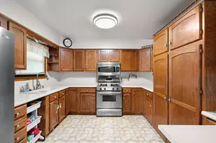 3150 Oakwood St, Portage, IN 46368 - Photo 9