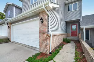 401 Dogwood Ct, Hebron, IN 46341 - Photo 3