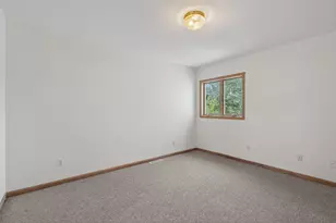 401 Dogwood Ct, Hebron, IN 46341 - Photo 23