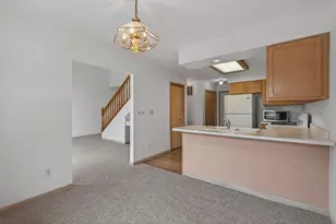 401 Dogwood Ct, Hebron, IN 46341 - Photo 9