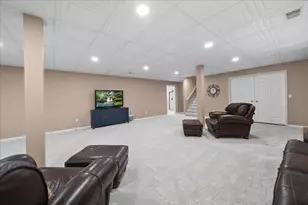 104 Stone Creek Dr, Valparaiso, IN 46383 - Photo 25