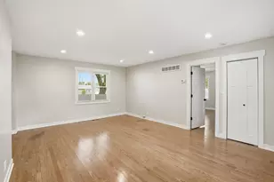 3116 Garfield Ave, Highland, IN 46322 - Photo 11