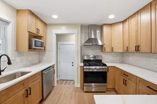 3116 Garfield Ave, Highland, IN 46322 - Photo 7