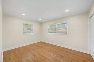 7426 Park Pl, Hammond, IN 46324 - Photo 13