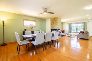 2550 Honelee Ct, Valparaiso, IN 46385 - Photo 9