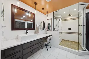 2039 Dorchester Ln, Schererville, IN 46375 - Photo 11