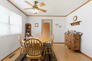 340 Midway Dr, Valparaiso, IN 46385 - Photo 9