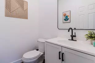 5608 E 10th Ave, Gary, IN 46403 - Photo 17