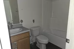 6423 Ault Pl, Indianapolis, IN 46221 - Photo 13