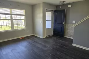 6423 Ault Pl, Indianapolis, IN 46221 - Photo 3