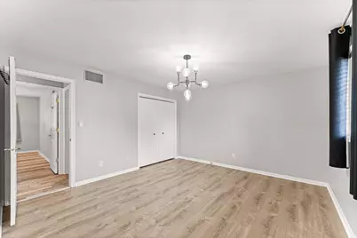 9138 Southmoor Avenue, Highland, IN 46322 - Photo 11