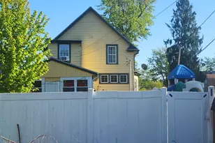 307 E Maple Ave, La Porte, IN 46350 - Photo 11