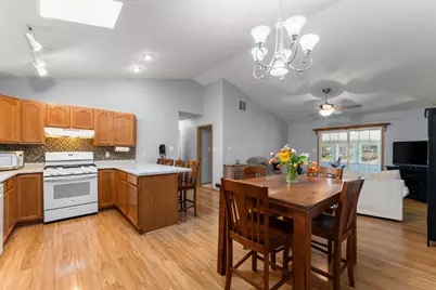 326 Brown Court, Chesterton, IN 46304 - Photo 7