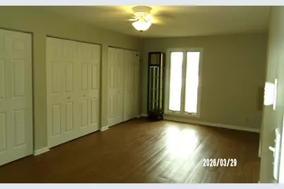 405 Old Stone Road #E2, Munster, IN 46321 - Photo 5
