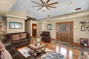 8432 Greenwood Ave, Munster, IN 46321 - Photo 9