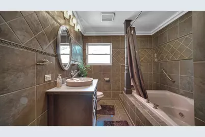 8432 Greenwood Avenue, Munster, IN 46321 - Photo 13