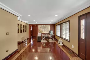 8432 Greenwood Ave, Munster, IN 46321 - Photo 7