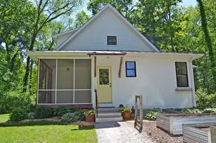 279 S 150 E, Valparaiso, IN 46383 - Photo 5