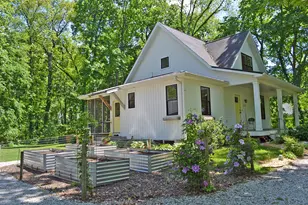 279 S 150 E, Valparaiso, IN 46383 - Photo 3