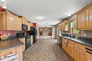 2028 E 925 N, Wheatfield, IN 46392 - Photo 7