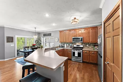 889 Clearwater Cove W, Crown Point, IN 46307 - Photo 7