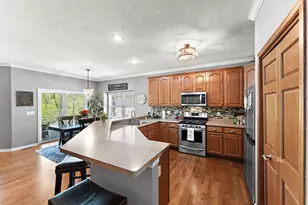 889 Clearwater Cove W, Crown Point, IN 46307 - Photo 7