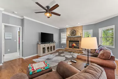 889 Clearwater Cove W, Crown Point, IN 46307 - Photo 11