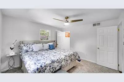 4820 E 26th Avenue, Lake Station, IN 46405 - Photo 13