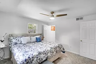 4820 E 26th Ave, Lake Station, IN 46405 - Photo 13