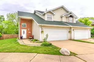 80 Lukes Ct, Hobart, IN 46342 - Photo 1