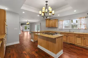 366 Devon Ct, Valparaiso, IN 46385 - Photo 9