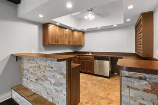 366 Devon Ct, Valparaiso, IN 46385 - Photo 15