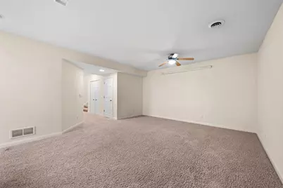 1917 Garland Circle Drive, Valparaiso, IN 46383 - Photo 25
