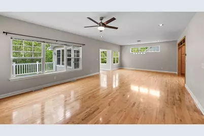 1917 Garland Circle Drive, Valparaiso, IN 46383 - Photo 5