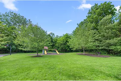 1917 Garland Circle Drive, Valparaiso, IN 46383 - Photo 33