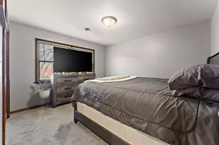 507 Franklin St, Valparaiso, IN 46383 - Photo 11