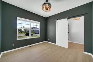 5710 Burr Rdg Cir, Crown Point, IN 46307 - Photo 15